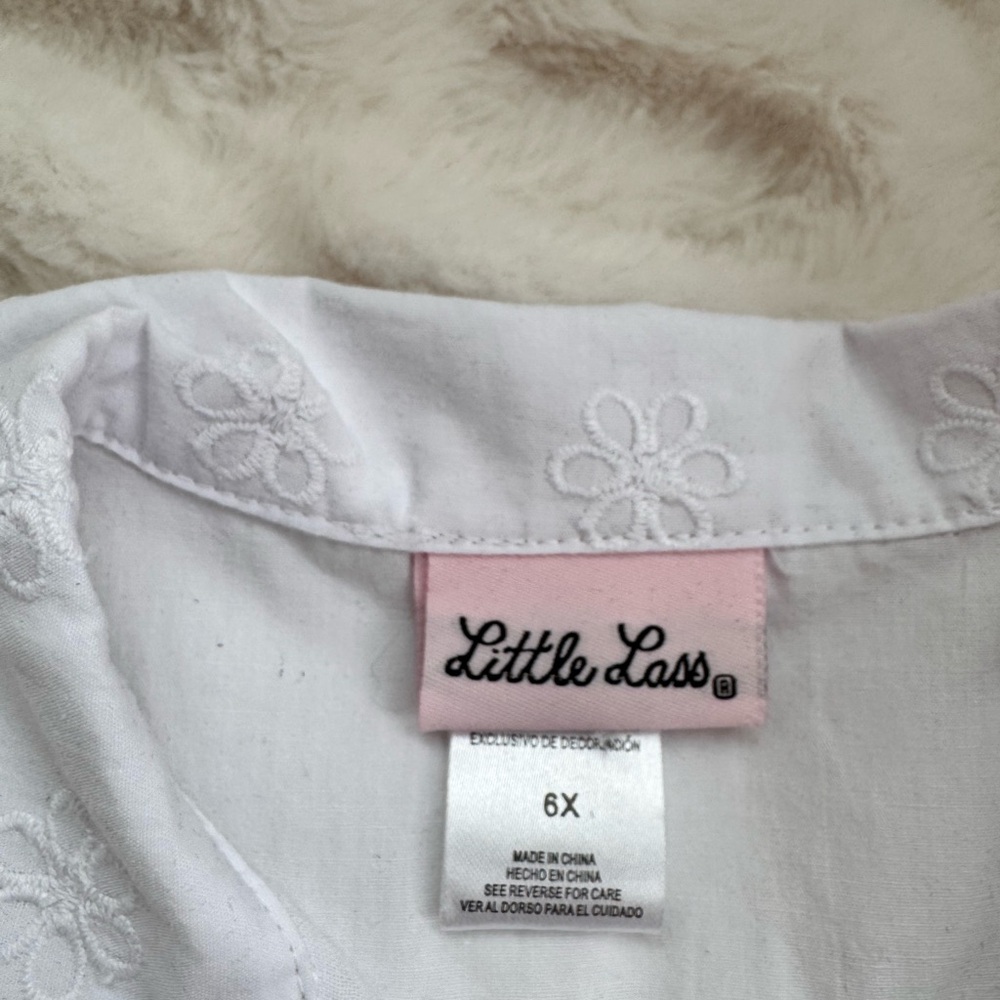 White Sleeveless Dress with Pink Bow - Picture 2 of 6
